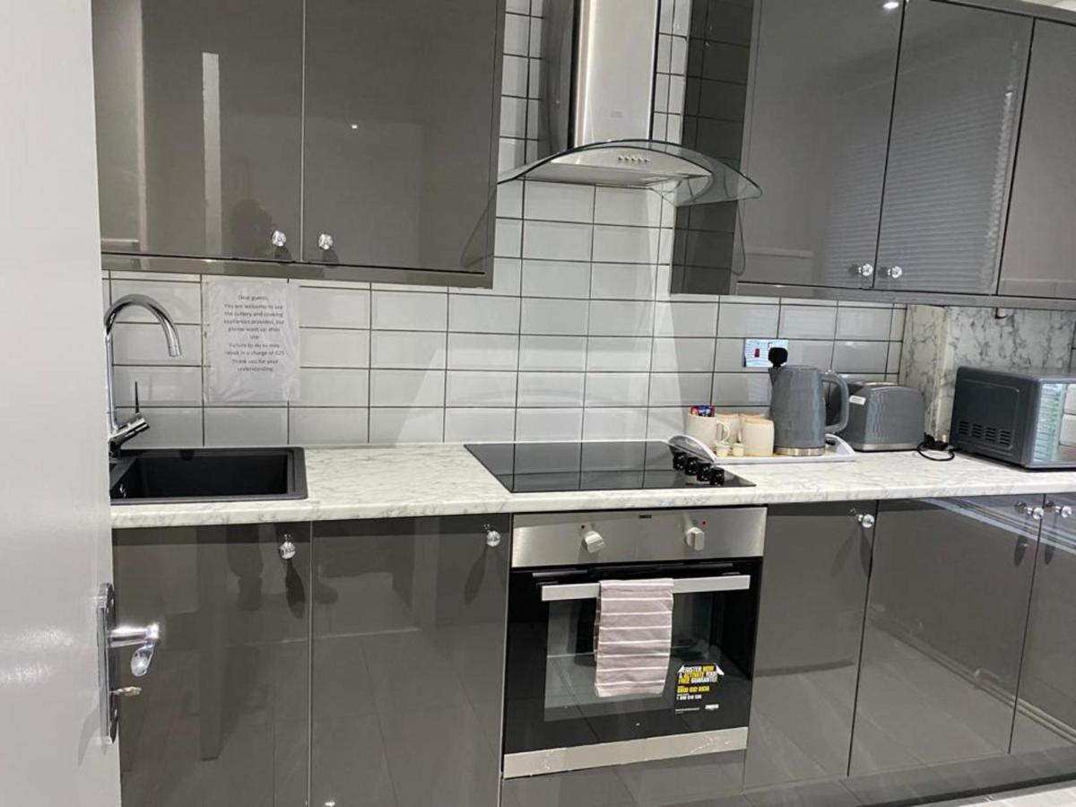 Luxurious 2-Bed Apartment In Woolwich London Kültér fotó
